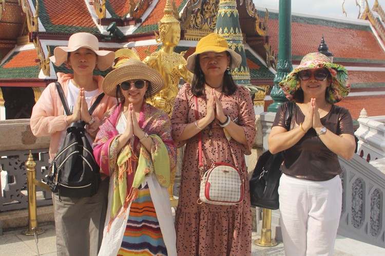其屋网精英泰国“醉”美之旅--体验别样的异国风情！